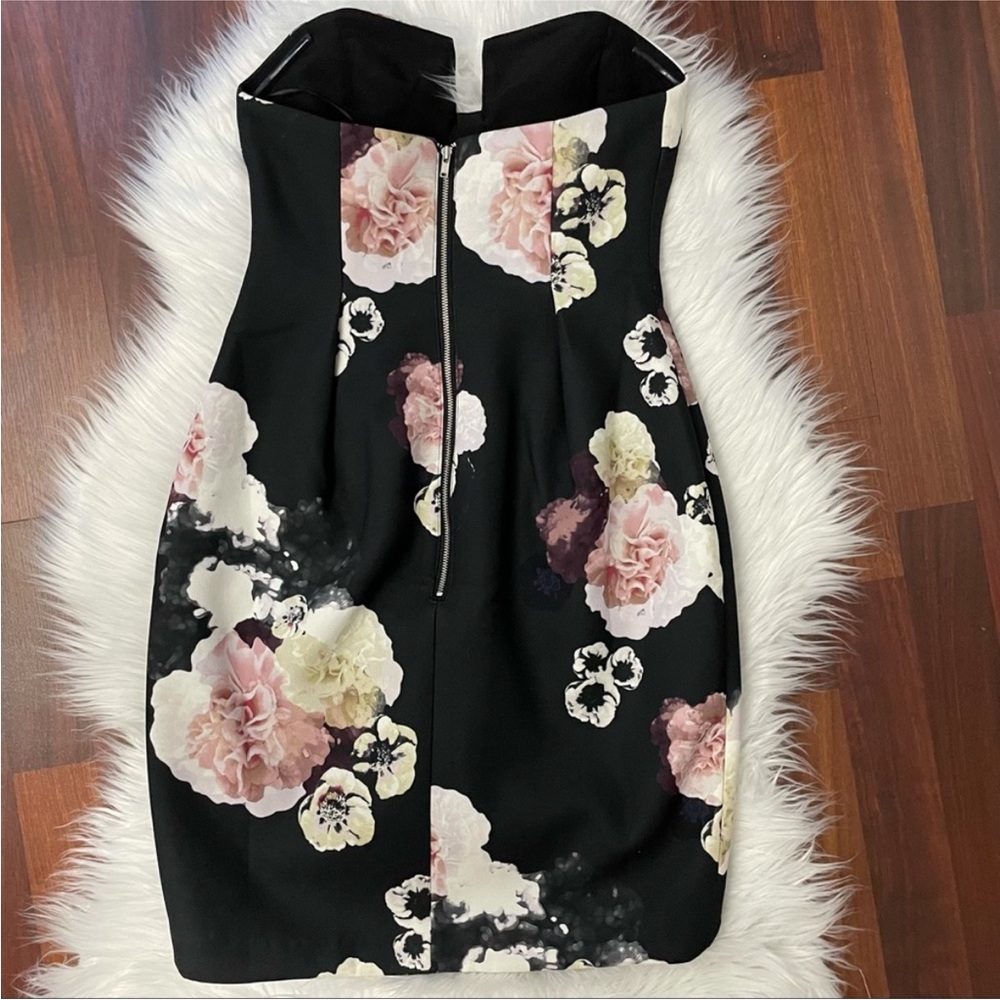 Keepsake Divide strapless floral dress - Picture 4 of 9
